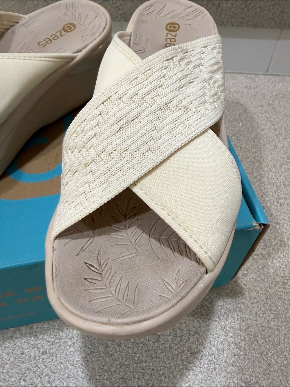 Bzees Women’s Cream Cross-band low Wedge Slide Sandals washable - Picture 7 of 10